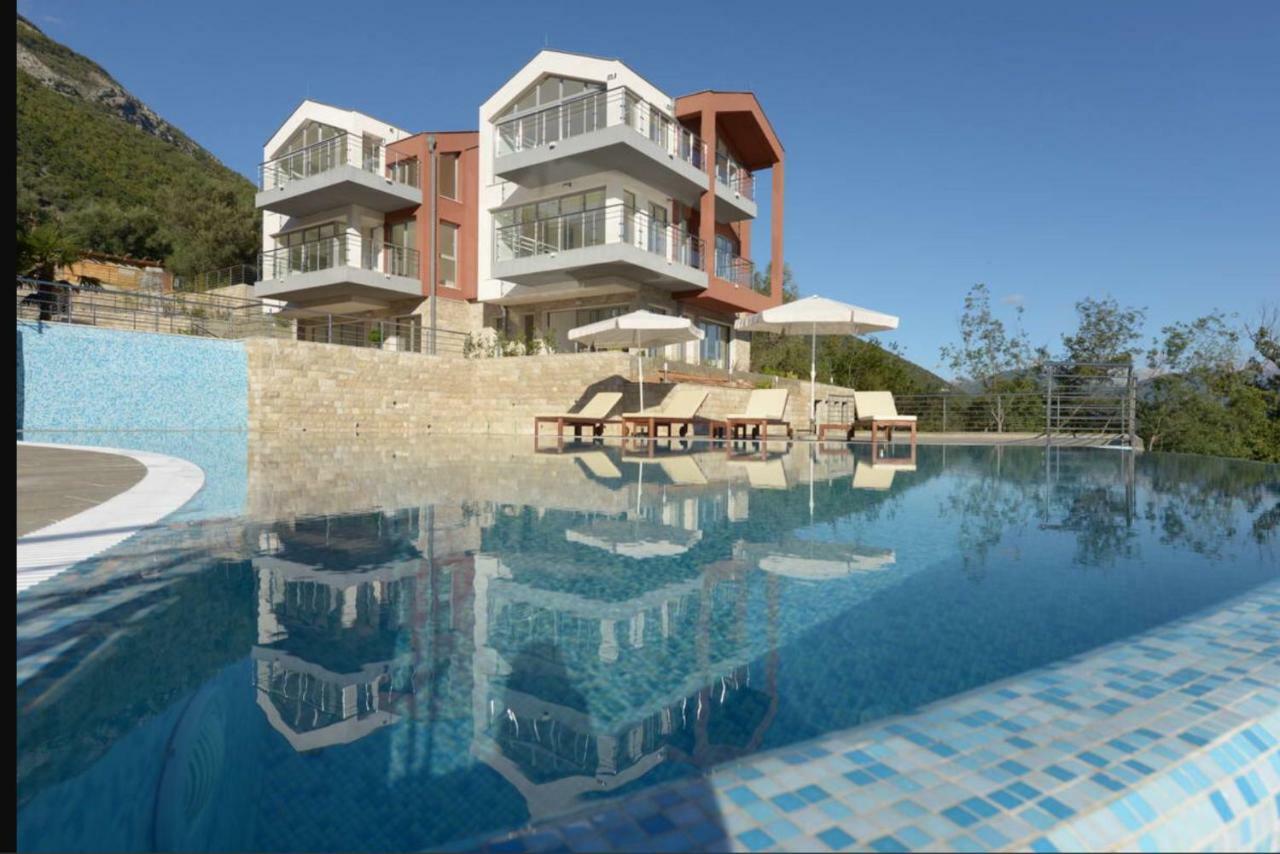 Apartments Acacia Hill Ðenovići Exteriér fotografie
